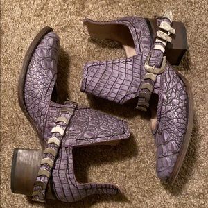 Freebird blade booties